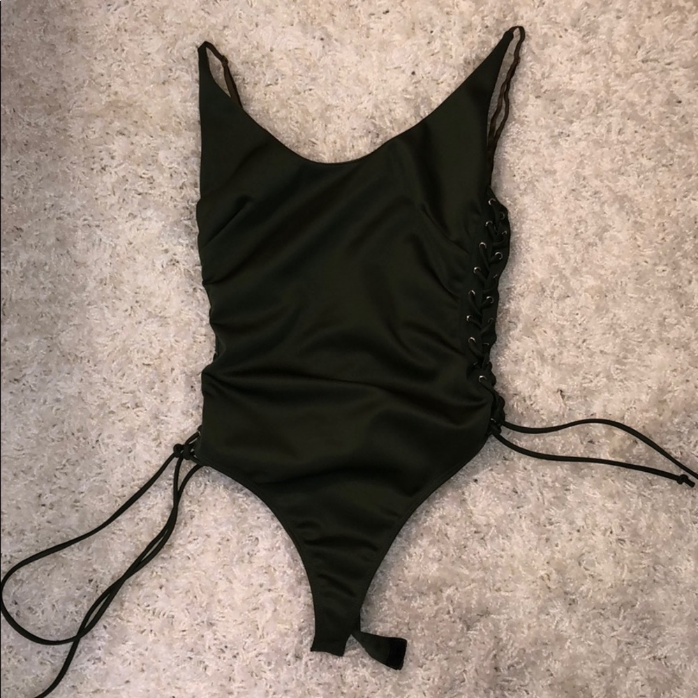One piece tank top